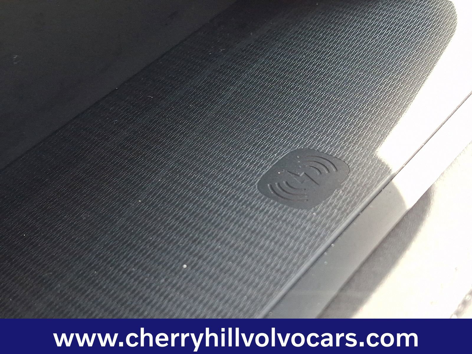 Certified 2025 Volvo XC90 B6 Core image 28