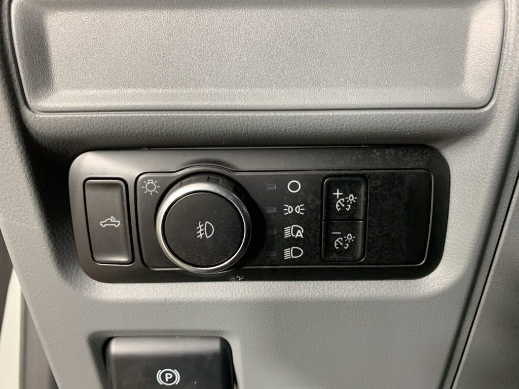 Used 2023 Ford F150 XLT w/ XTR Package image 17