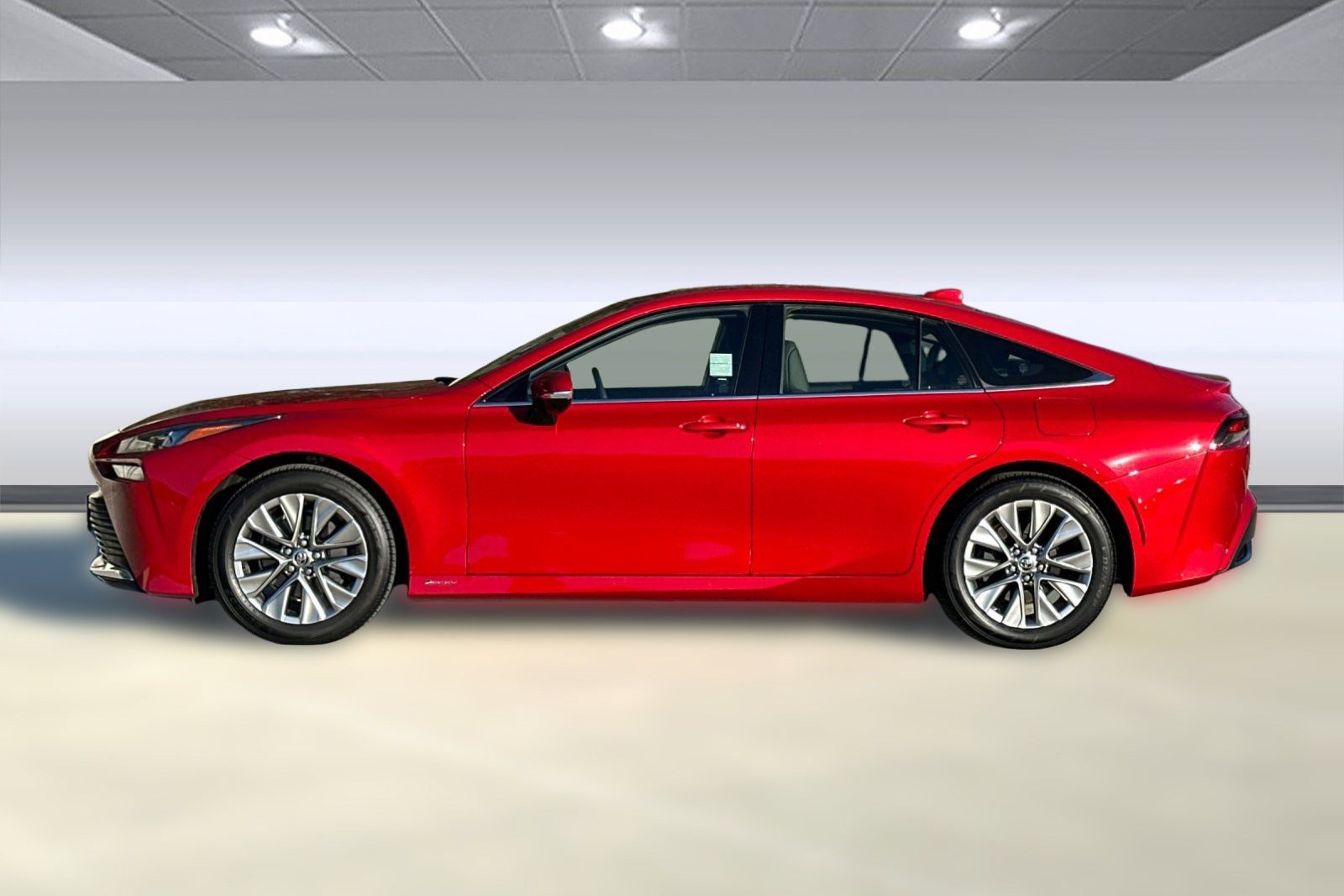 Used 2024 Toyota Mirai XLE w/ Advanced Technology Package image 2