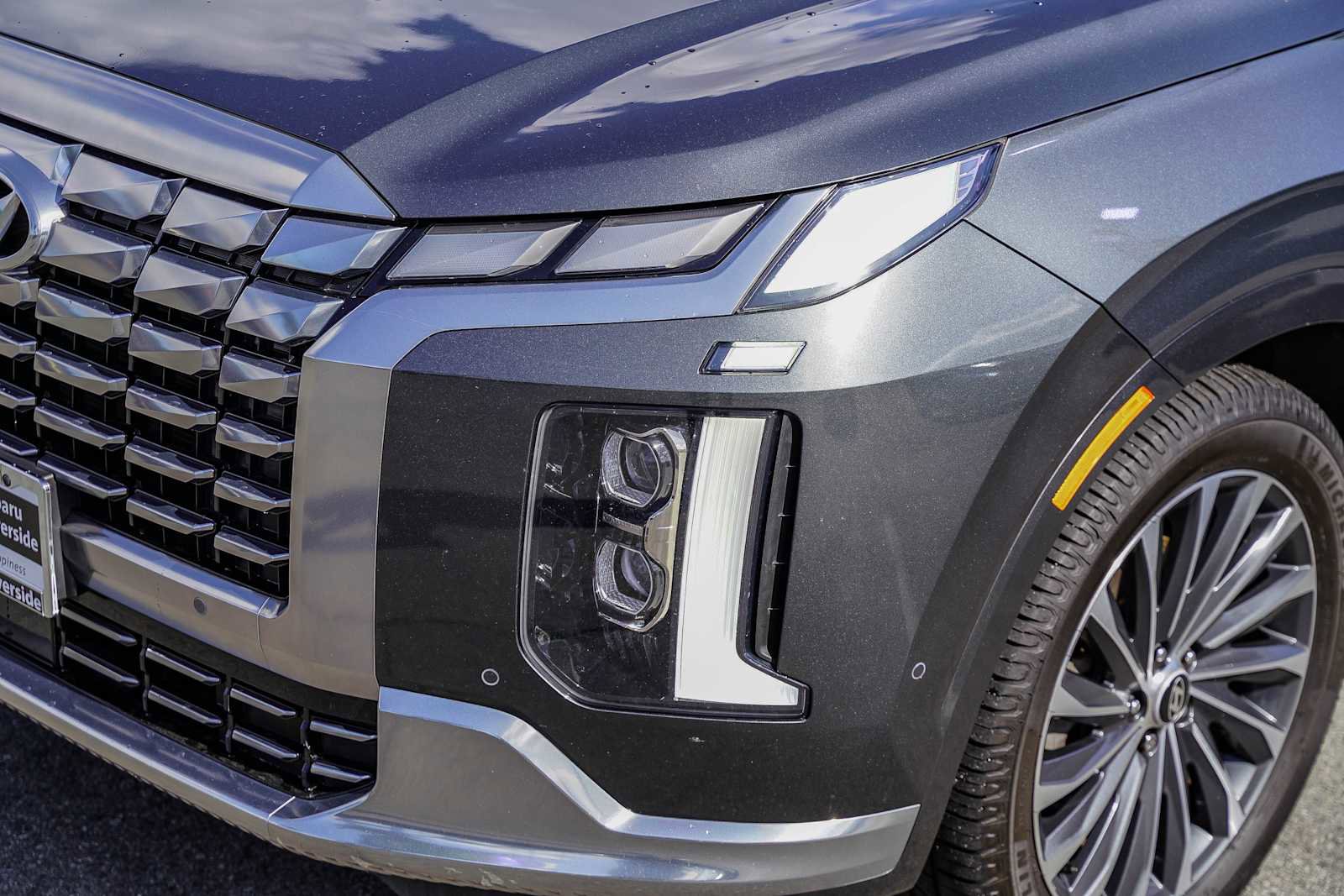 Used 2023 Hyundai Palisade Calligraphy image 10