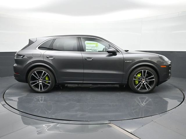 New 2026 Porsche Cayenne S image 28