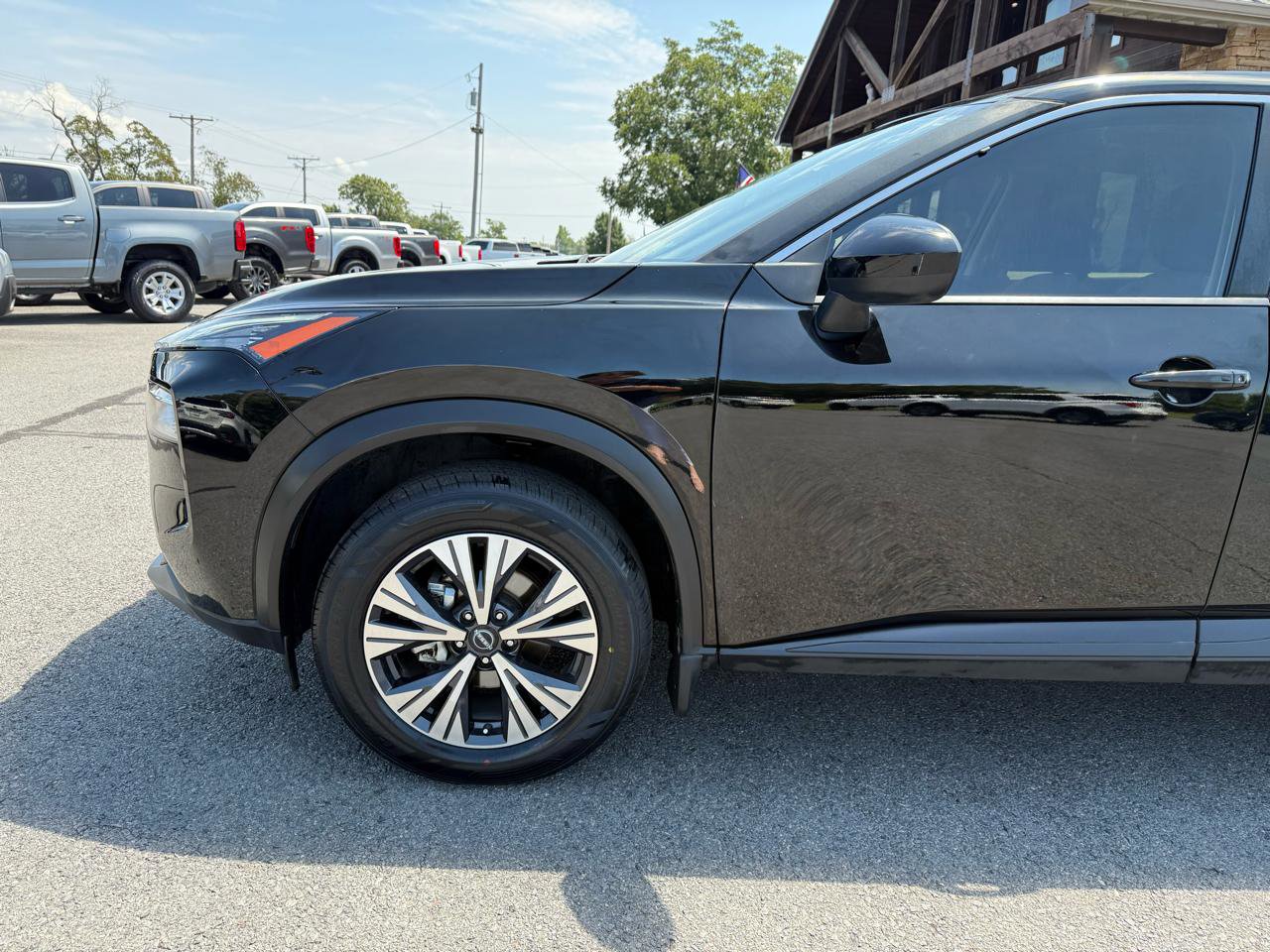Used 2023 Nissan Rogue SV FWD image 35