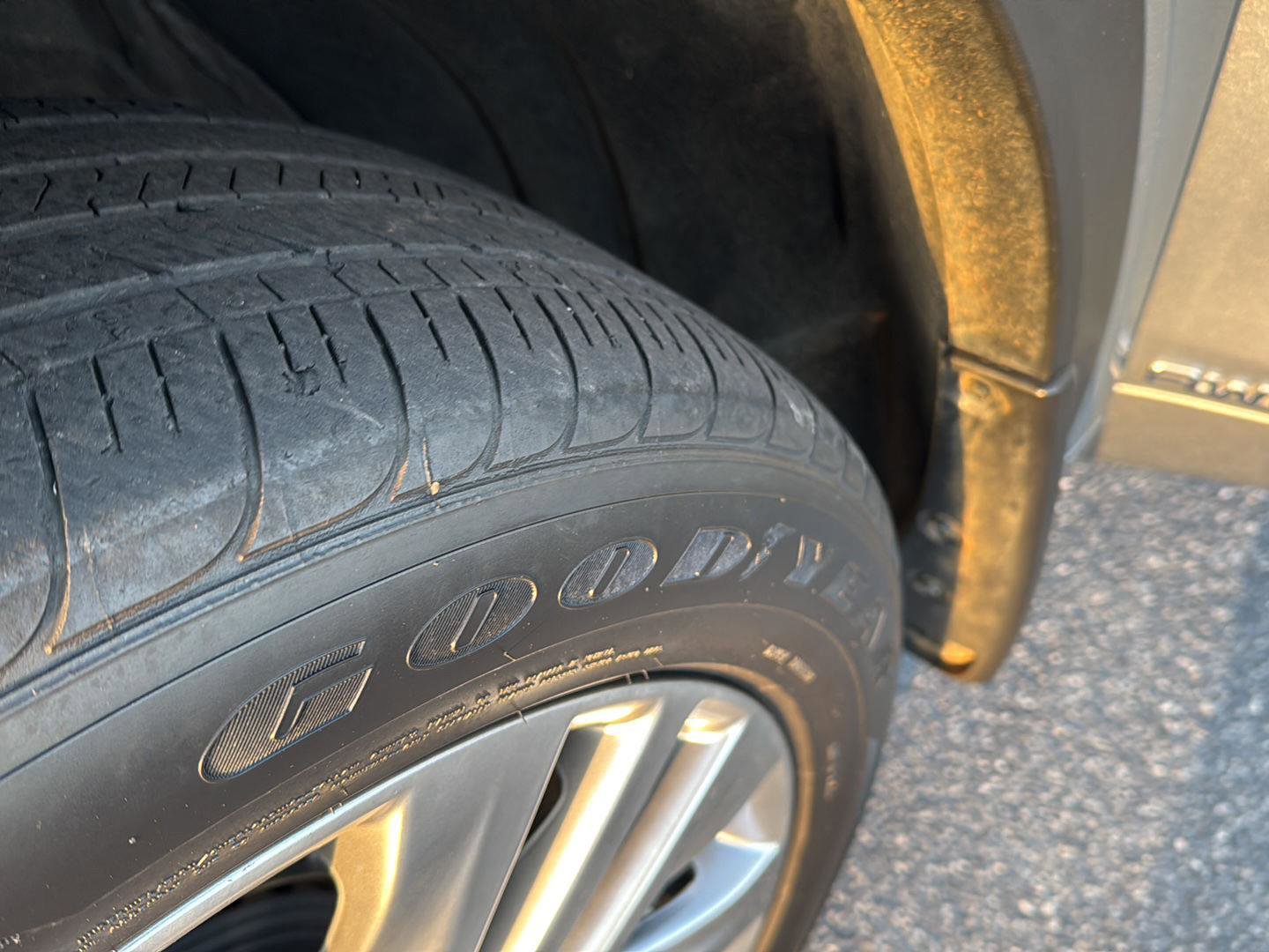 Used 2024 Toyota Highlander Platinum image 39