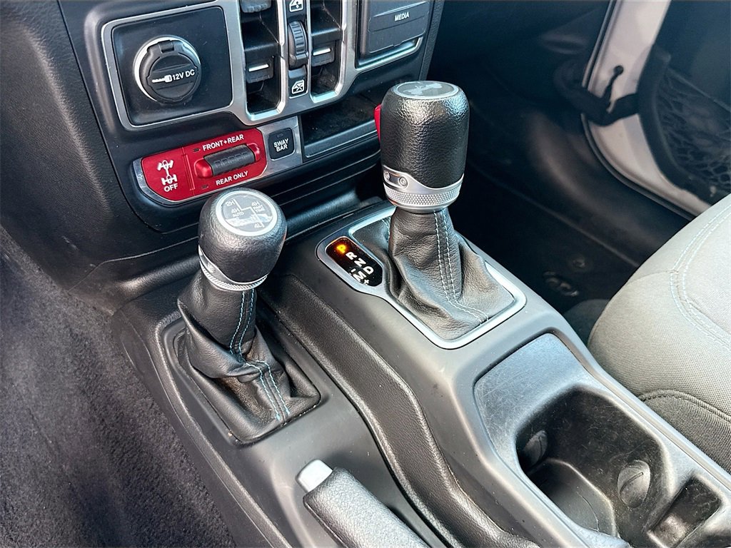 Used 2022 Jeep Wrangler Unlimited Rubicon 4xe w/ Cold Weather Group image 18