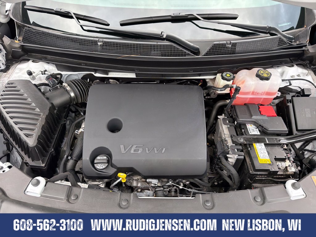 Used 2023 Chevrolet Traverse Premier AWD/4WD image 22