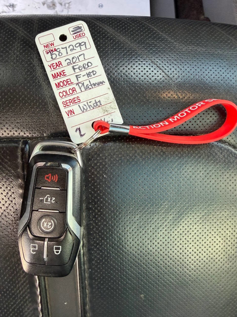 Used 2017 Ford F150 Platinum w/ Equipment Group 701A Luxury AWD/4WD image 70