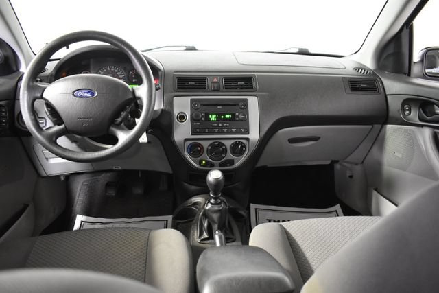 Used 2007 Ford Focus S FWD image 16