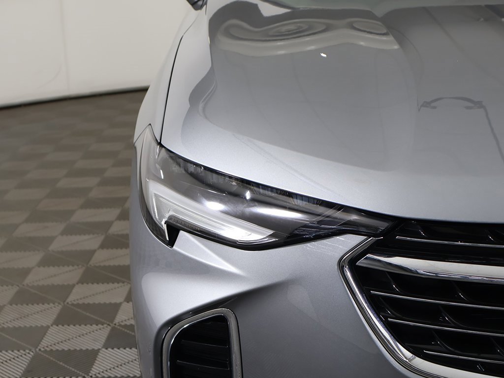 Used 2023 Buick Envision Preferred image 13