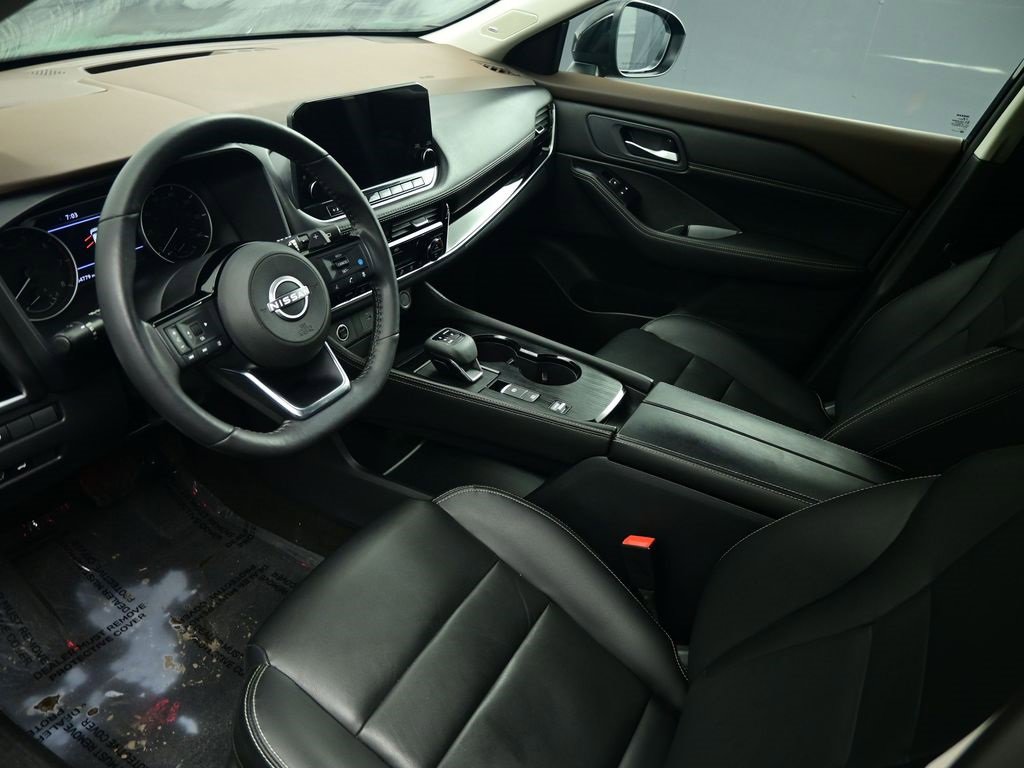 Used 2023 Nissan Rogue SL w/ SL Premium Package image 14