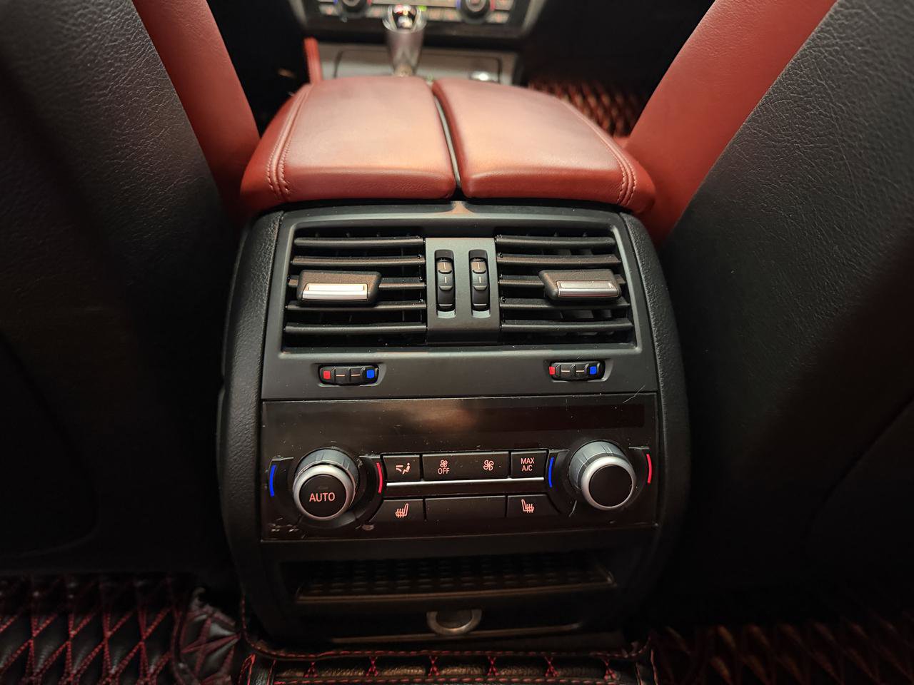Used 2013 BMW M5 RWD image 13