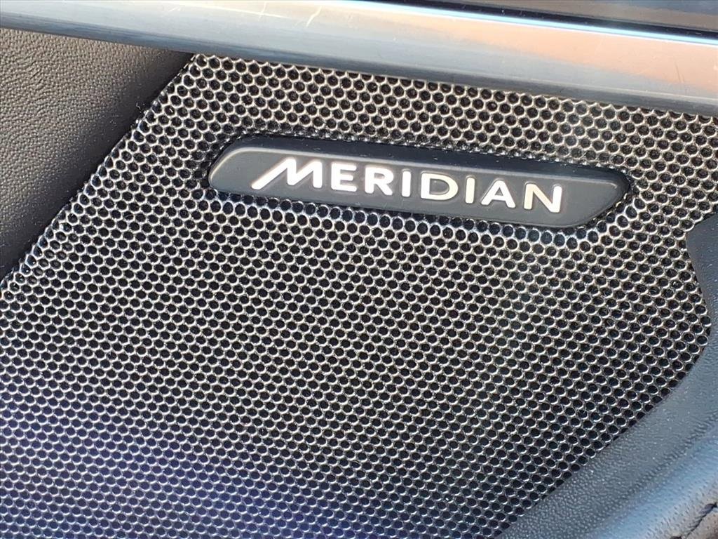 Used 2018 Jaguar F-TYPE R-Dynamic image 18