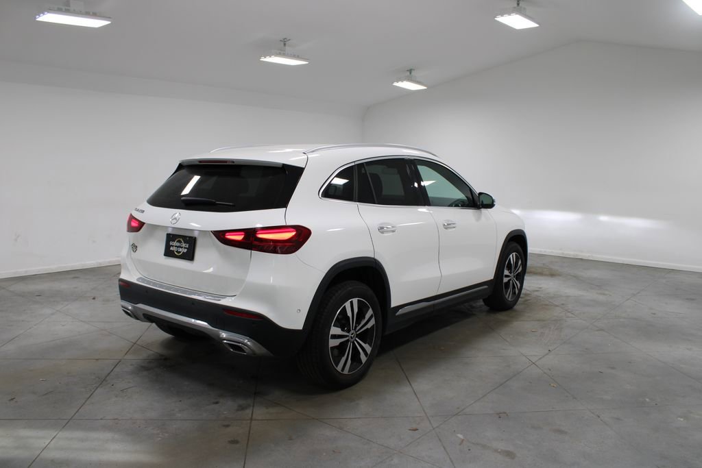 Used 2025 Mercedes-Benz GLA 250 image 9