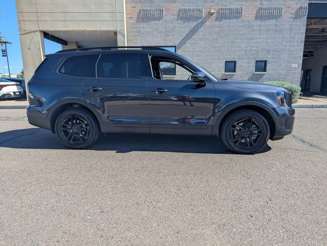 Used 2025 Kia Telluride SX X-Line AWD/4WD image 2