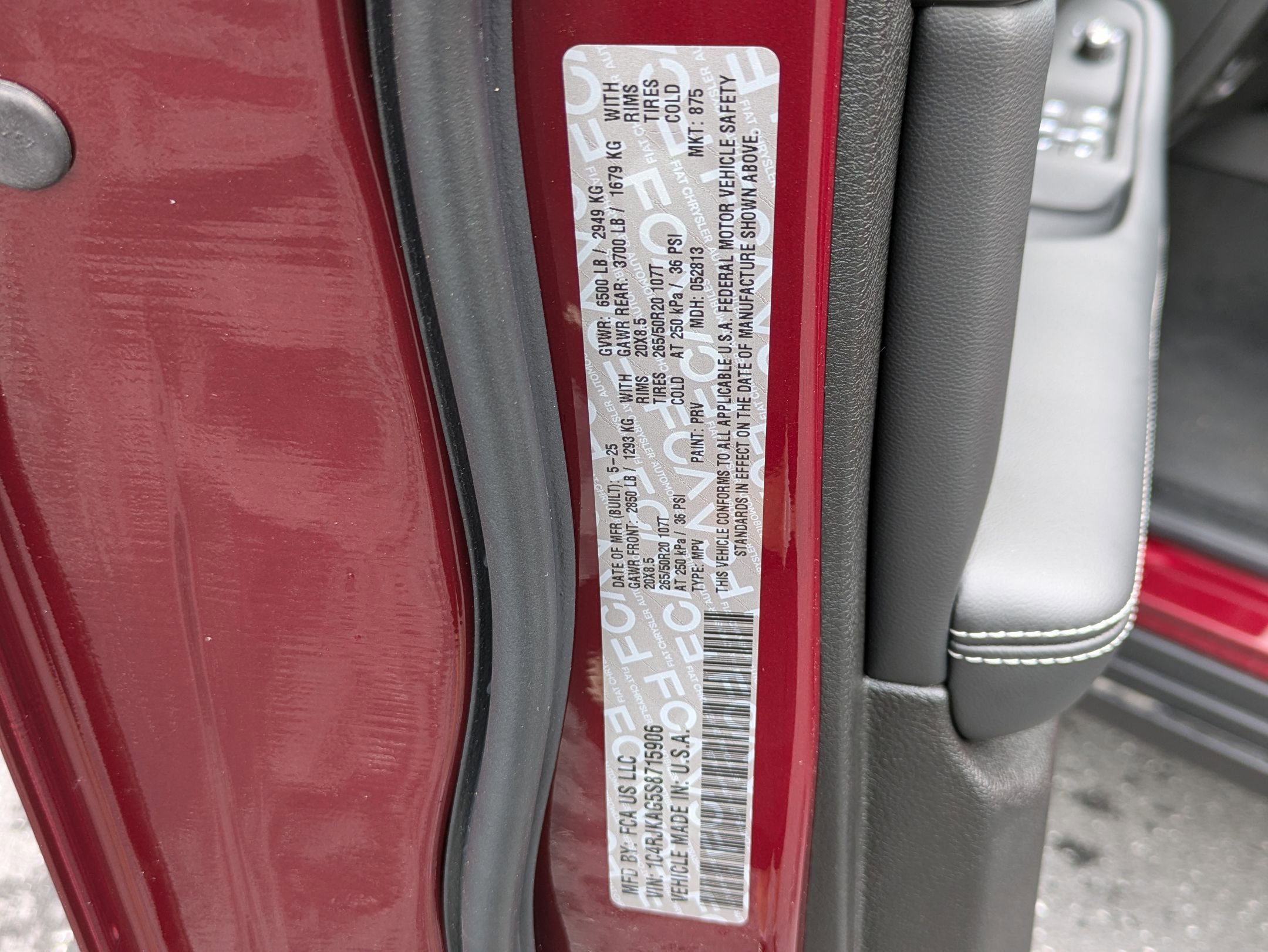 New 2025 Jeep Grand Cherokee L Altitude image 36