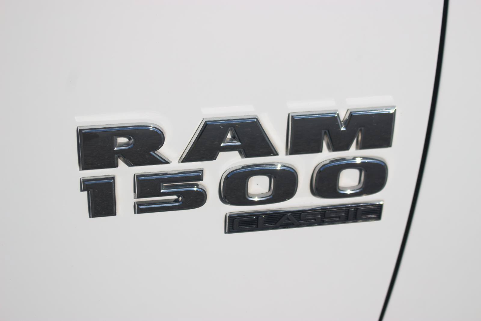 Used 2023 RAM 1500 Classic SLT w/ Trailer & Traction Group AWD/4WD image 10