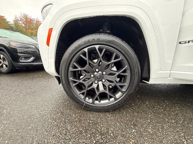New 2027 Jeep Grand Cherokee Summit AWD/4WD image 28