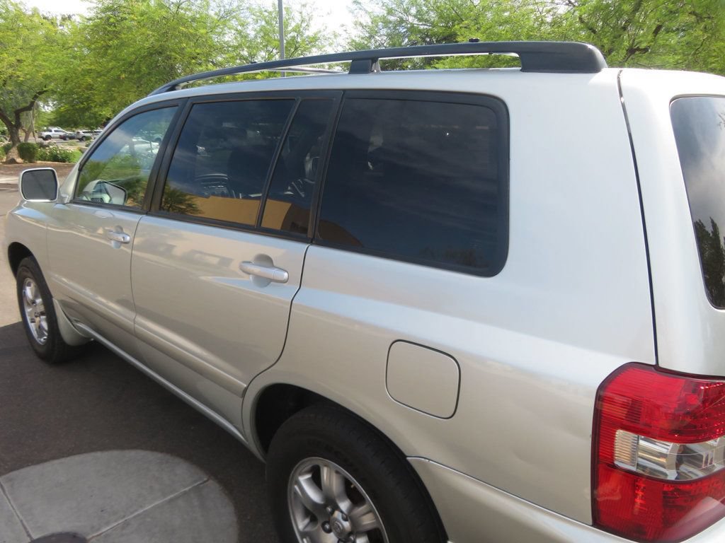 Used 2004 Toyota Highlander 4WD V6 image 7
