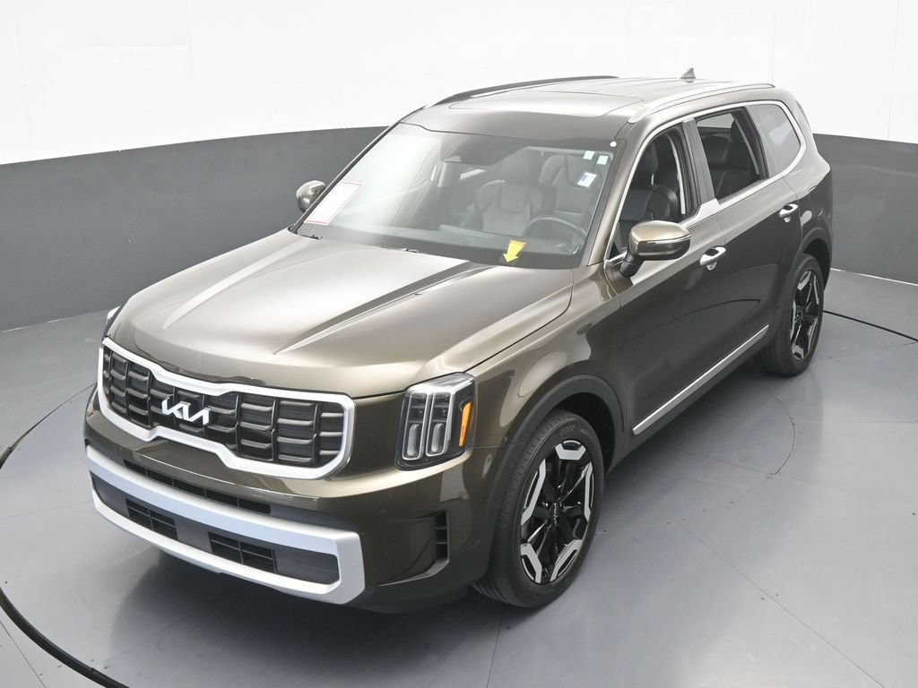 New 2024 Kia Telluride S w/ S Sunroof Package FWD image 45