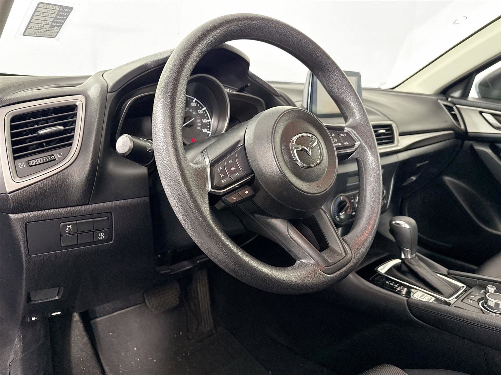 Used 2017 MAZDA MAZDA3 Sport image 11