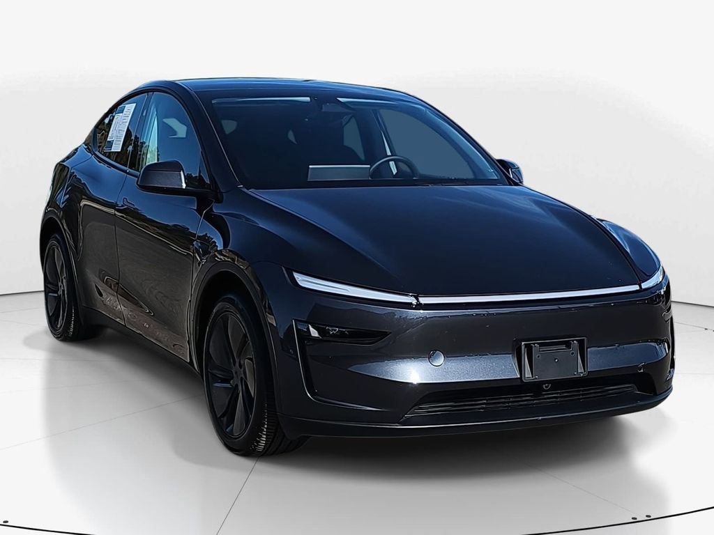 Used 2026 Tesla Model Y 2WD image 2