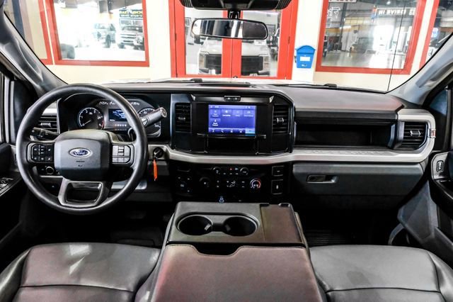 Used 2025 Ford F350 XL w/ FX4 Off-Road Package image 14