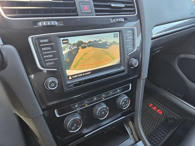 Used 2017 Volkswagen GTI SE FWD image 25