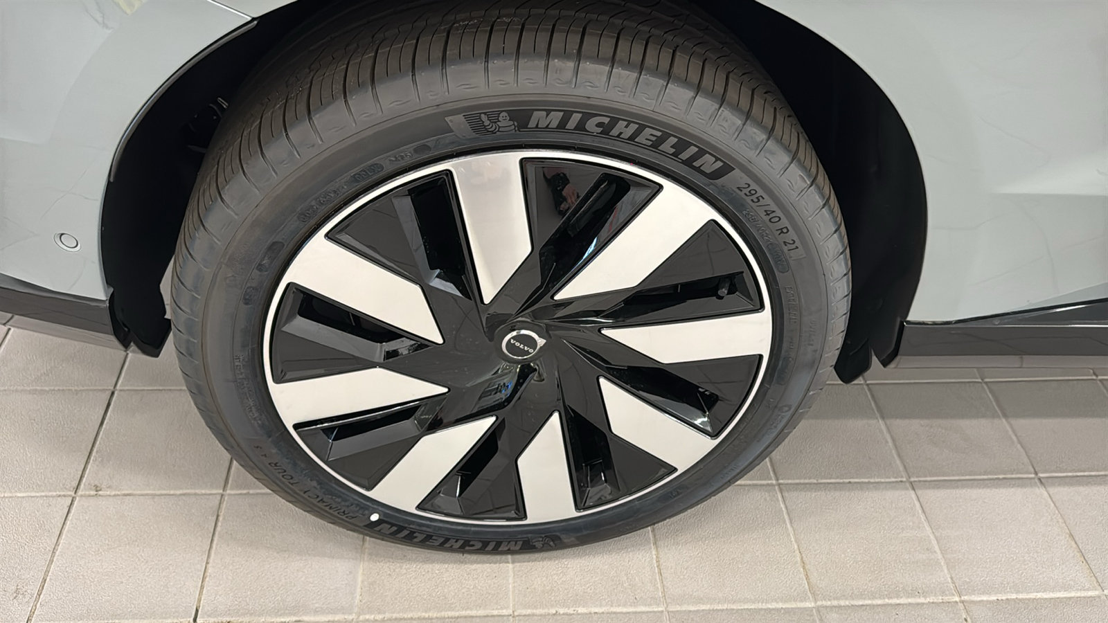 New 2026 Volvo EX90 Ultra AWD/4WD image 32