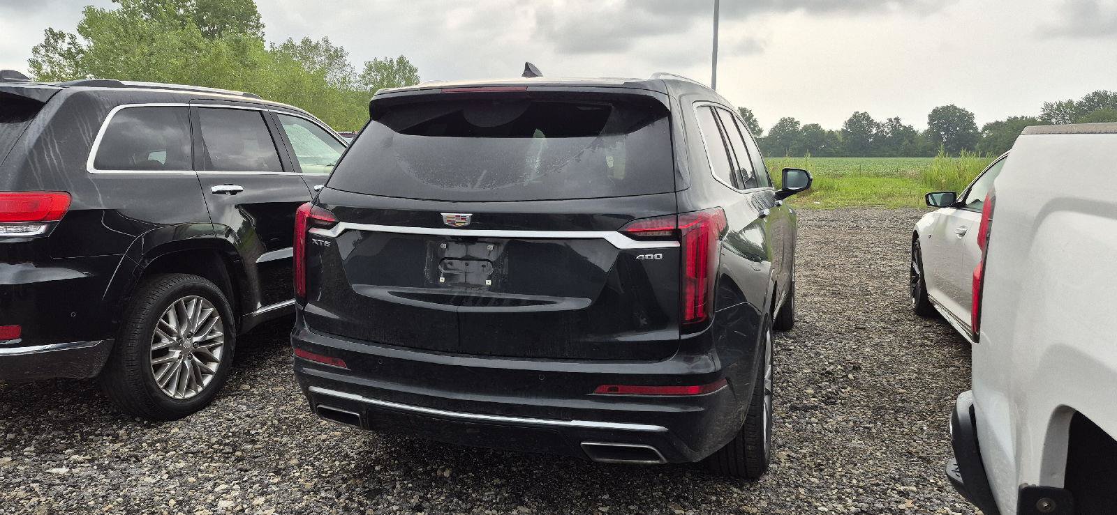 Used 2024 Cadillac XT6 Premium Luxury w/ LPO, Floor Liner Package FWD image 3
