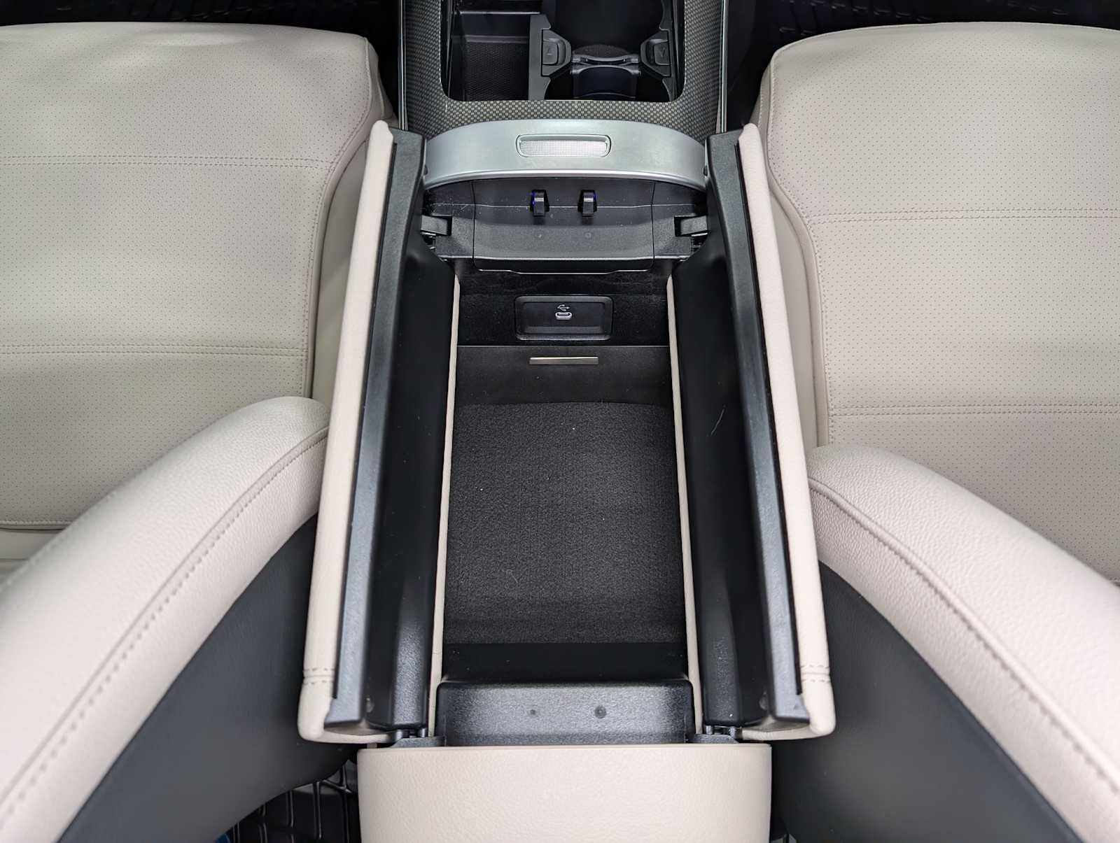 Certified 2026 Mercedes-Benz C 300 4MATIC Sedan image 21