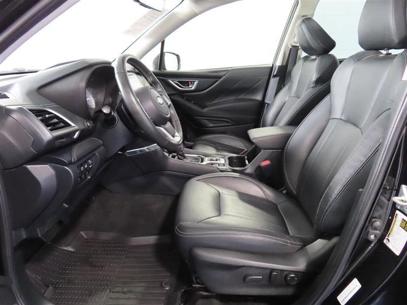 Used 2022 Subaru Forester Touring image 17