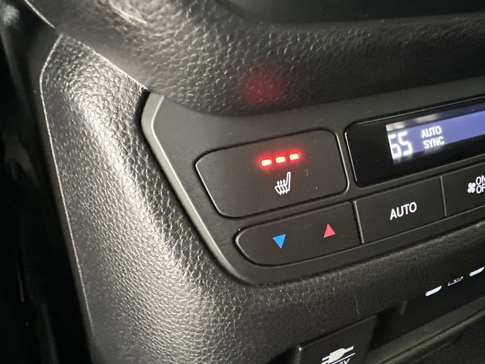 Certified 2025 Honda Pilot Black Edition image 38