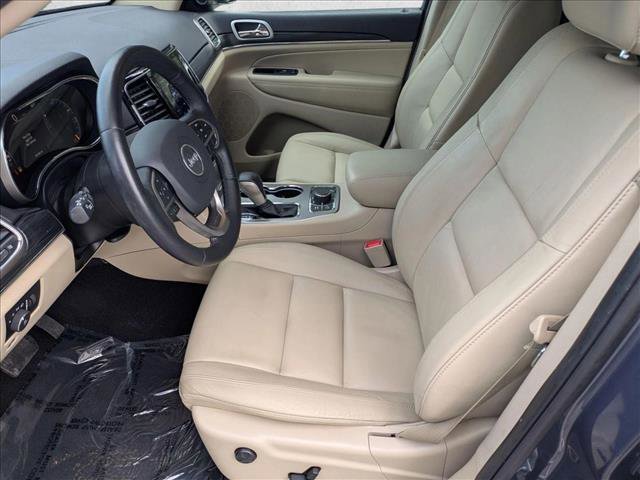 Used 2020 Jeep Grand Cherokee Limited AWD/4WD image 17