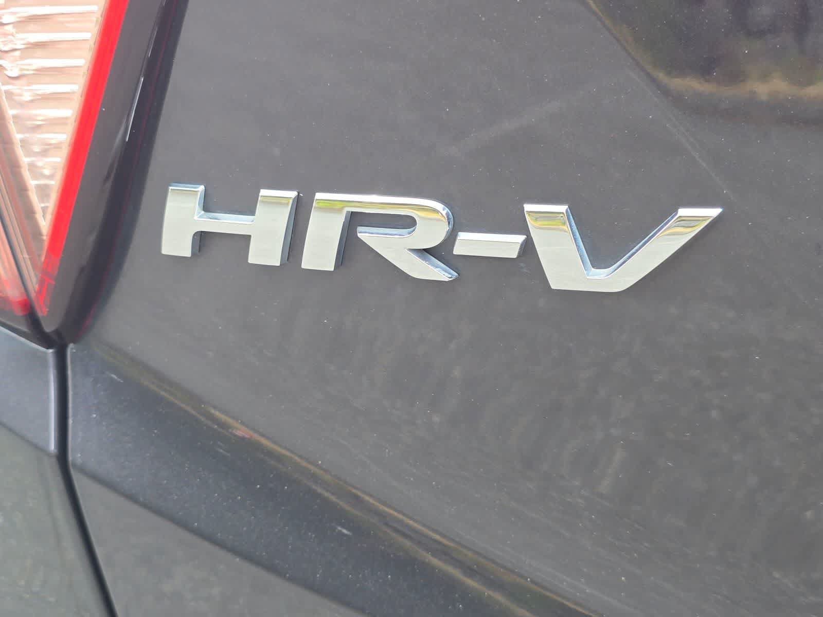 Used 2017 Honda HR-V EX image 7