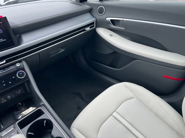 New 2026 Hyundai Sonata SEL AWD/4WD image 15