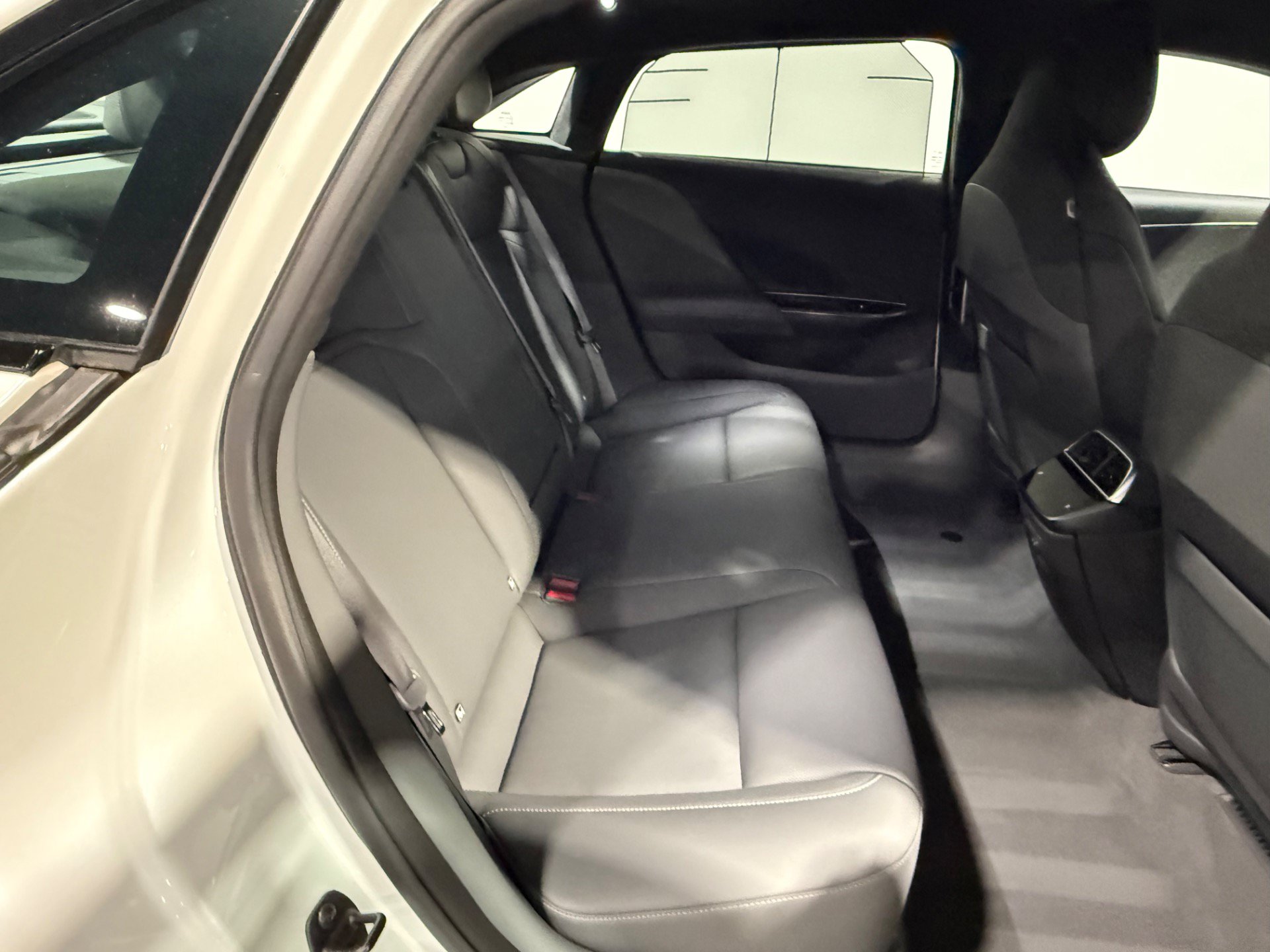Used 2024 Lucid Air Touring AWD/4WD image 55
