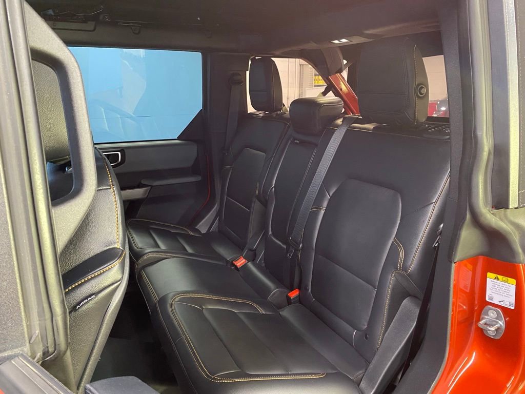 Used 2023 Ford Bronco Badlands image 34
