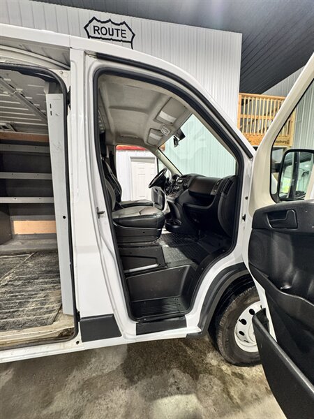 Used 2015 RAM ProMaster 1500 FWD image 9