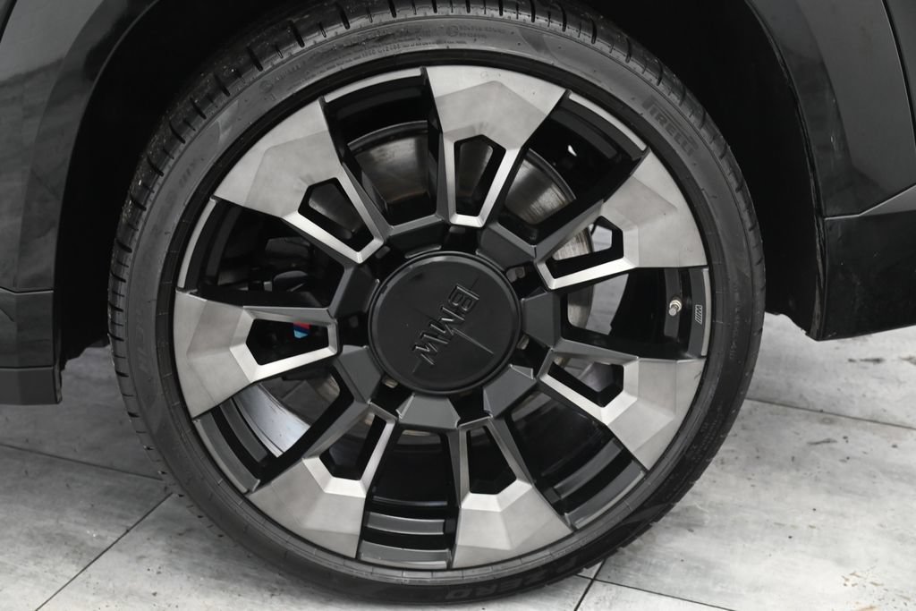 Used 2023 BMW XM AWD/4WD image 39