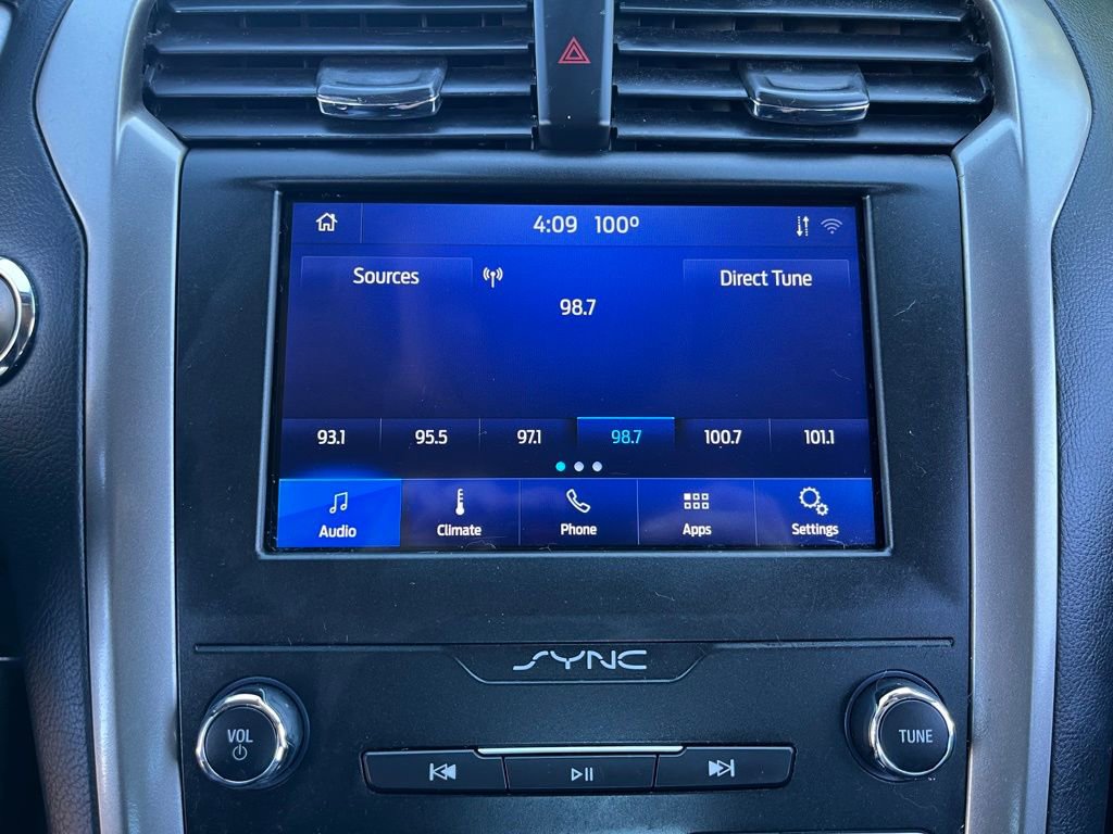 Used 2019 Ford Fusion SE image 33