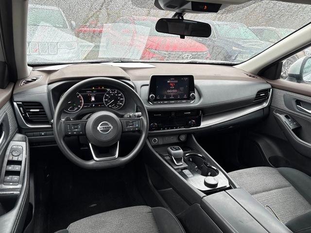 Certified 2021 Nissan Rogue SV image 11