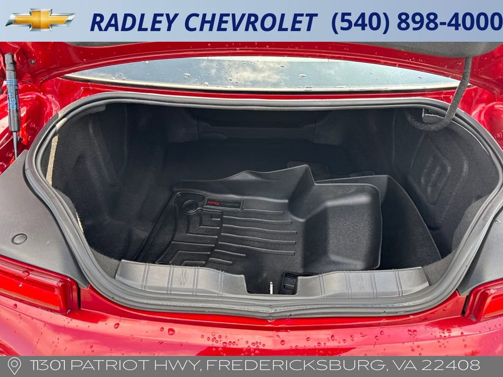 Used 2017 Chevrolet Camaro SS image 8