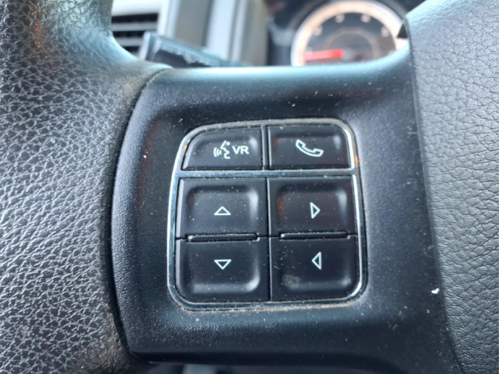 Used 2018 RAM 1500 Express w/ Express Value Package AWD/4WD image 18