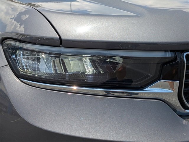 Used 2023 Jeep Grand Cherokee L Limited image 9