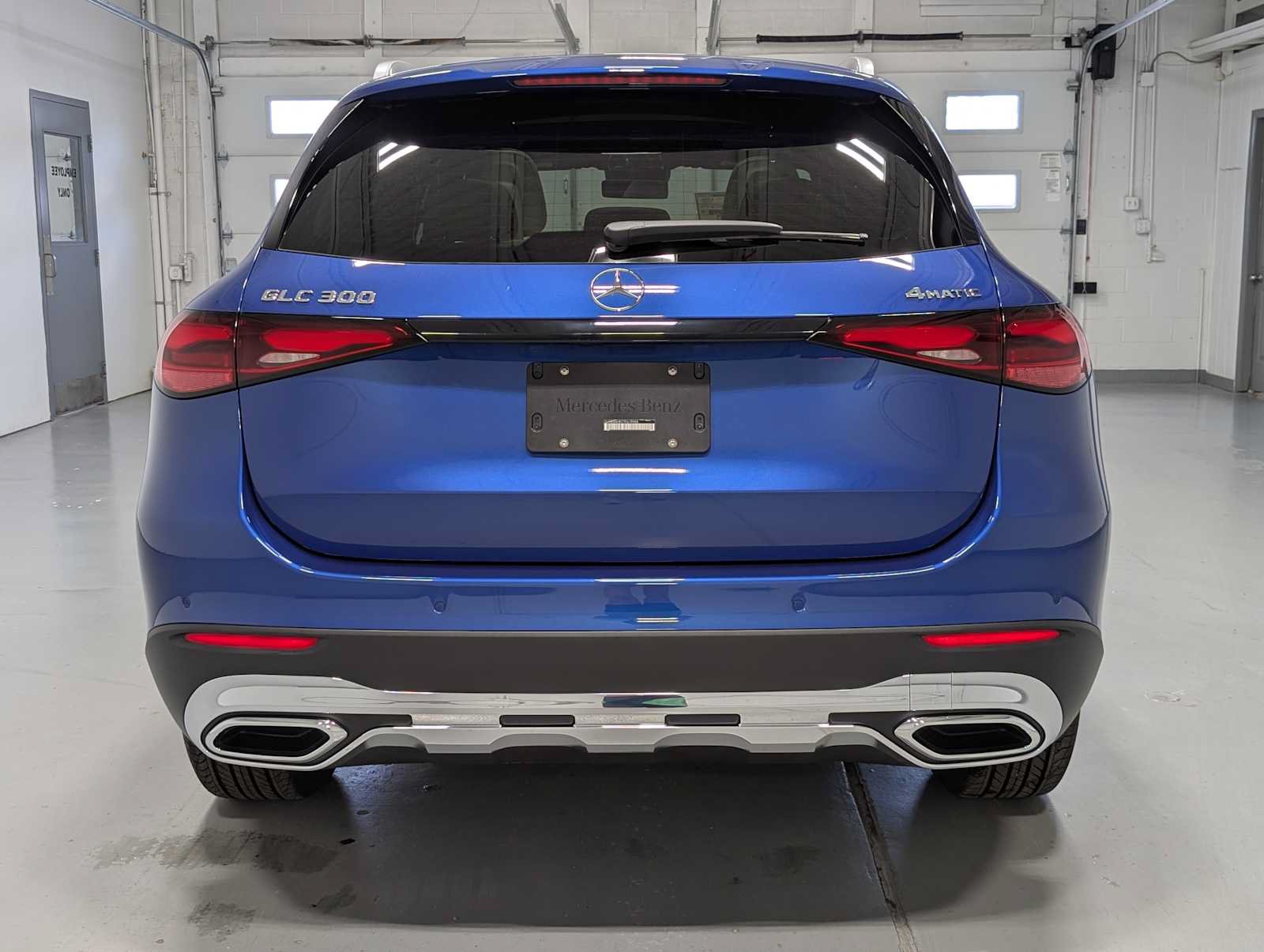 New 2026 Mercedes-Benz GLC 300 4MATIC image 8