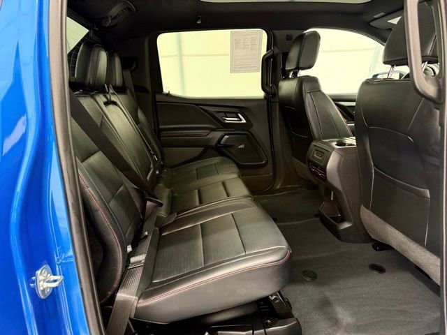 Used 2025 Chevrolet Silverado EV RST AWD/4WD image 25