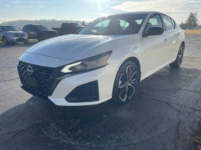 Used 2024 Nissan Altima 2.5 SR image 7
