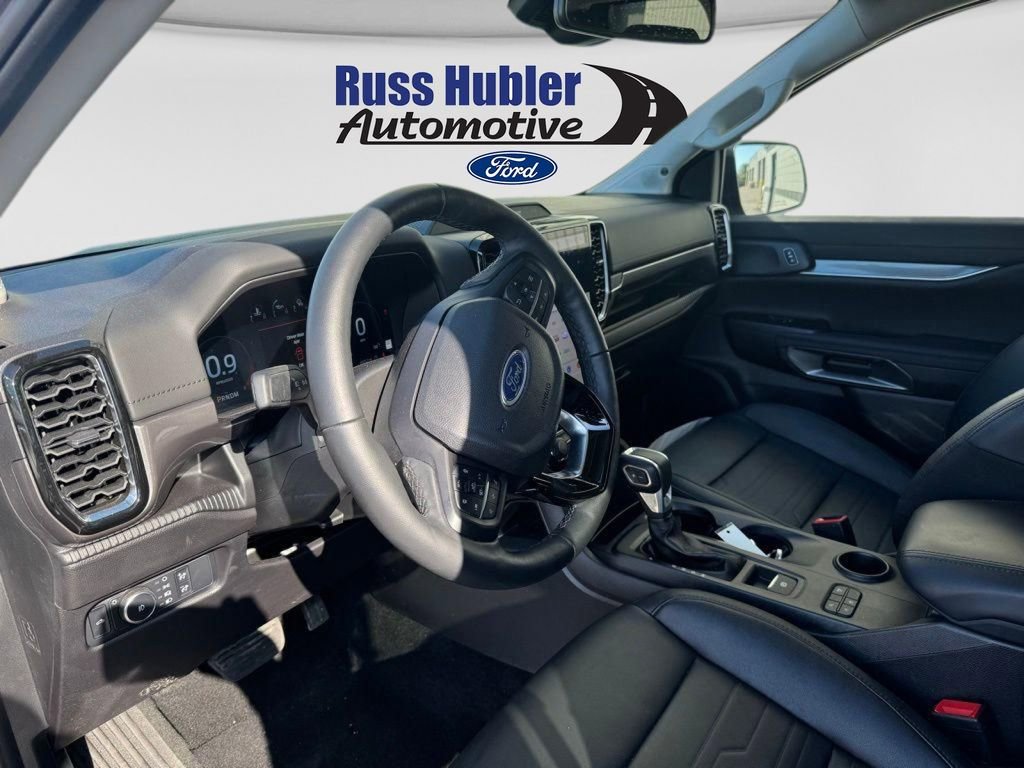 Used 2025 Ford Ranger Lariat w/ Black Appearance Package RWD image 10