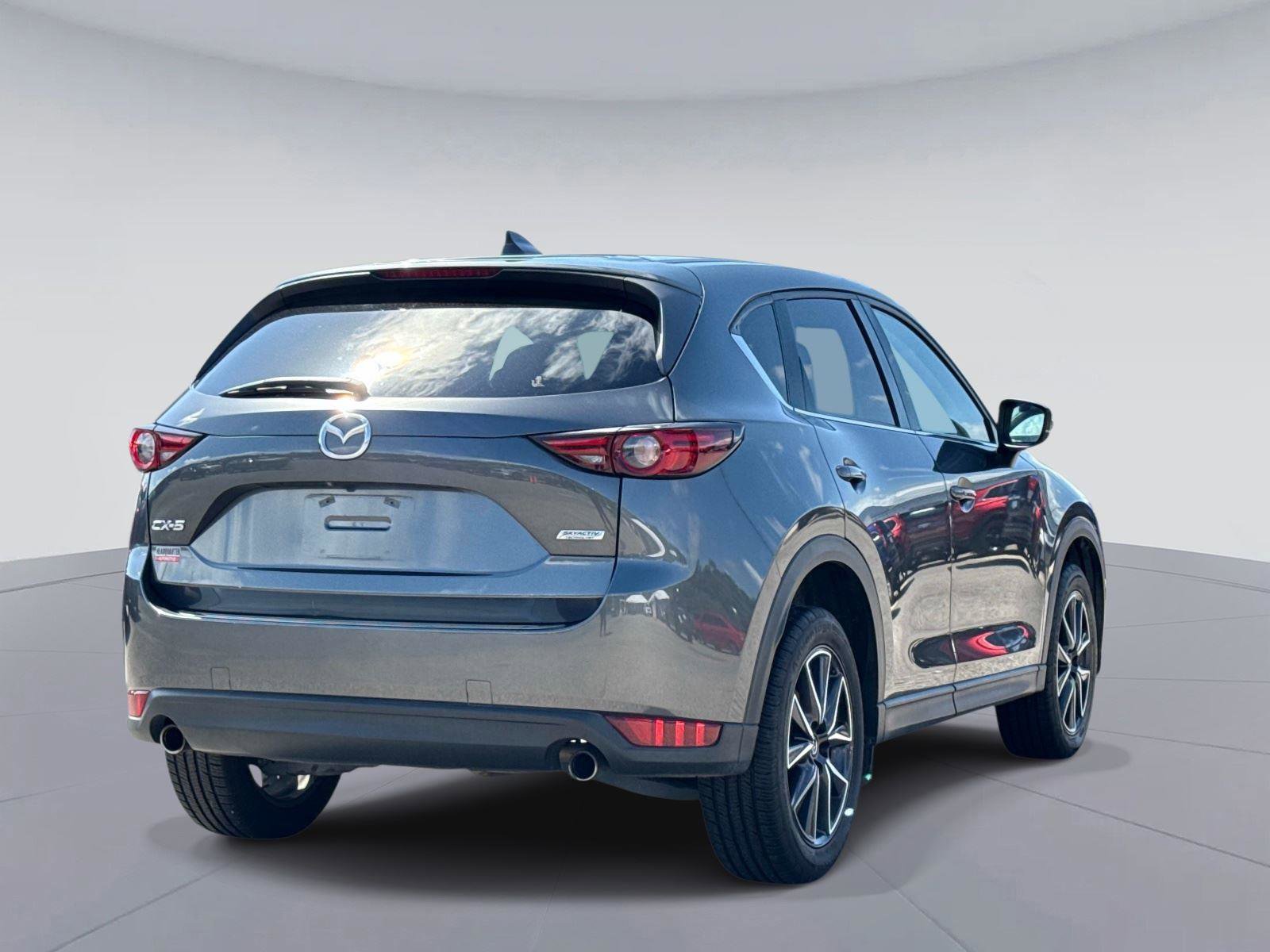 Used 2017 MAZDA CX-5 Grand Touring w/ Premium Package FWD image 3