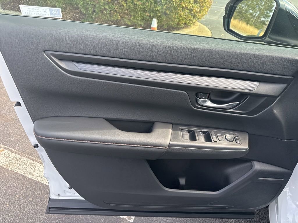 Certified 2025 Honda CR-V Sport image 22