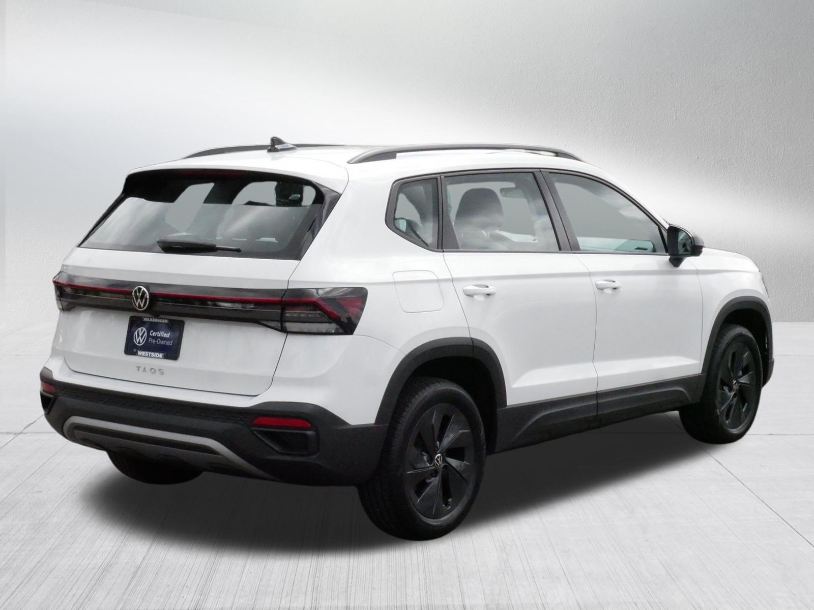 Certified 2025 Volkswagen Taos S FWD image 7